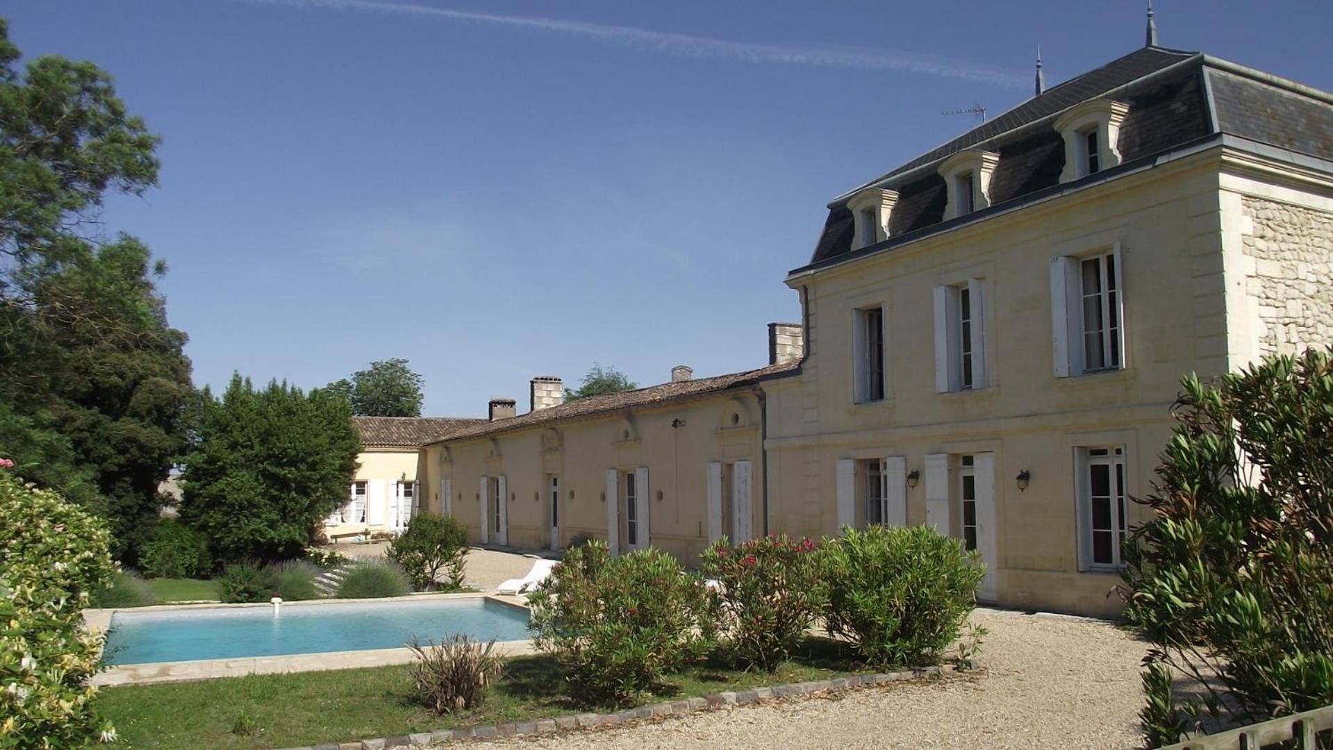 Chateau Richelieu Fronsac  Esterno foto