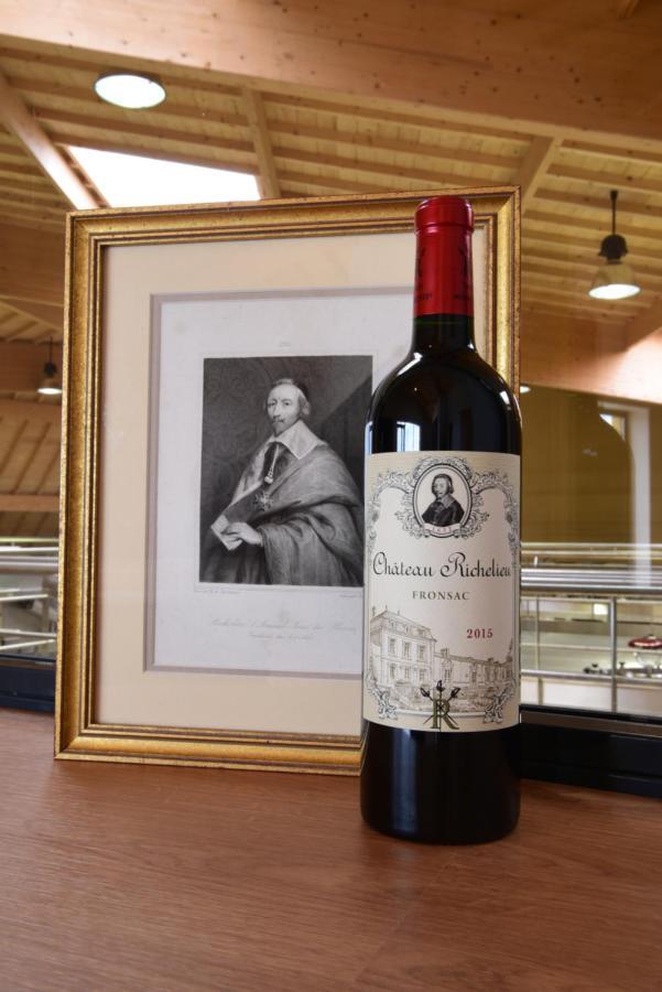 Chateau Richelieu Fronsac  Esterno foto